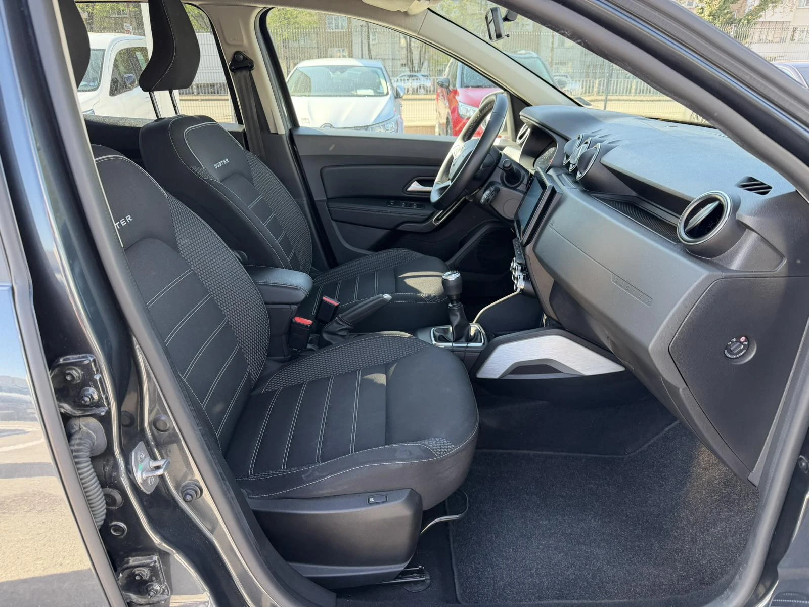 Dacia Duster 1.0 Tce/LPG/90k.c., снимка 11 - Автомобили и джипове - 54289227