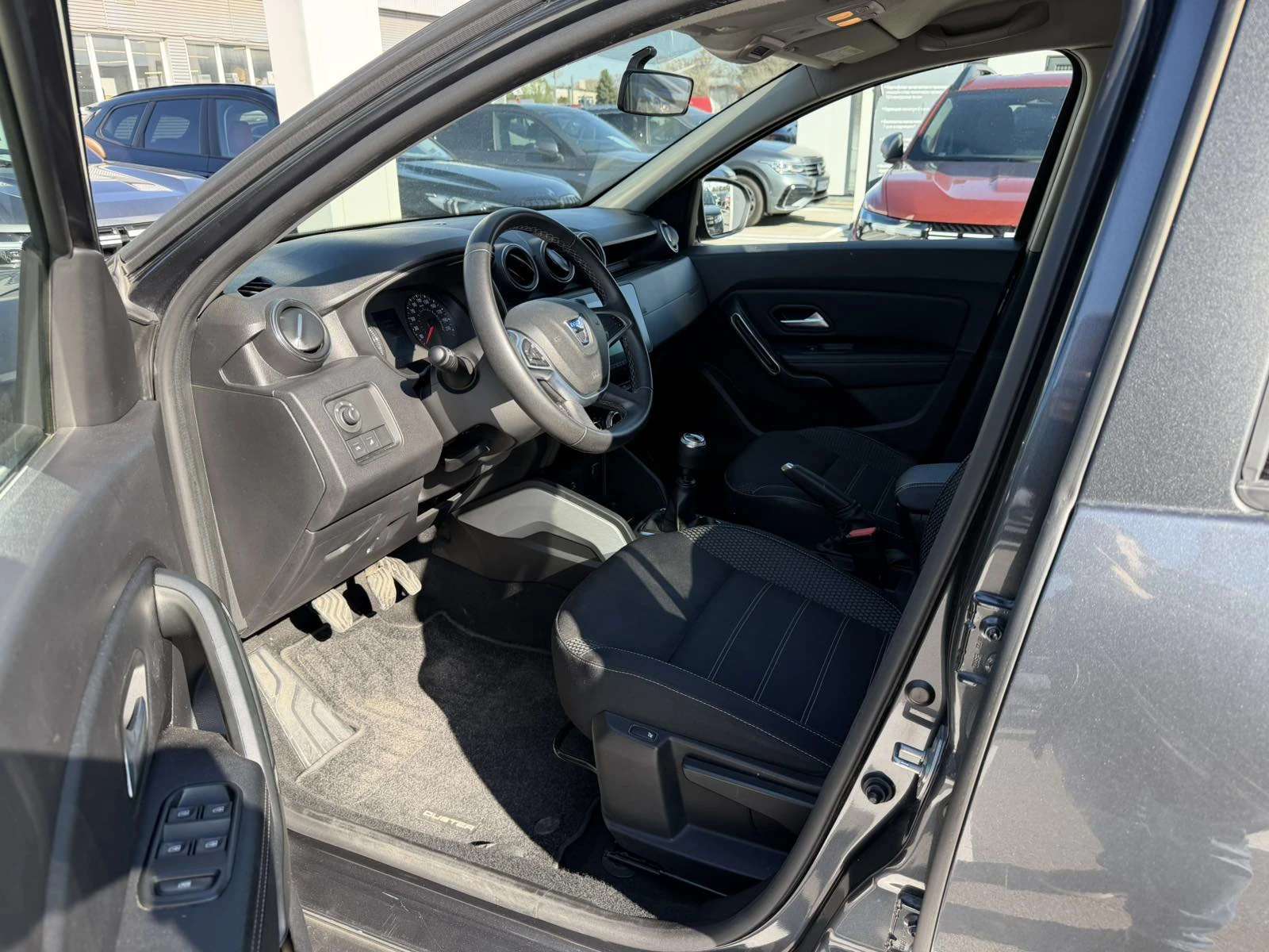 Dacia Duster 1.0 Tce/LPG/90k.c., снимка 10 - Автомобили и джипове - 54289227