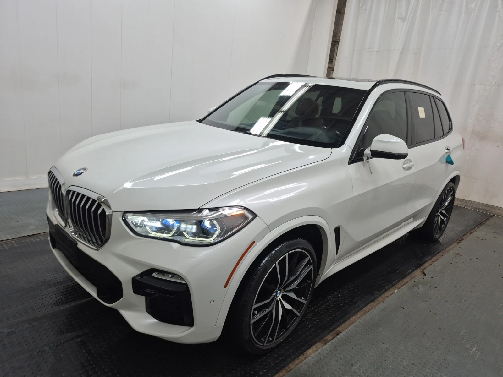 BMW X5 M-Pack* 360view* Pano* Лазерни* Обдухване* H&K* 