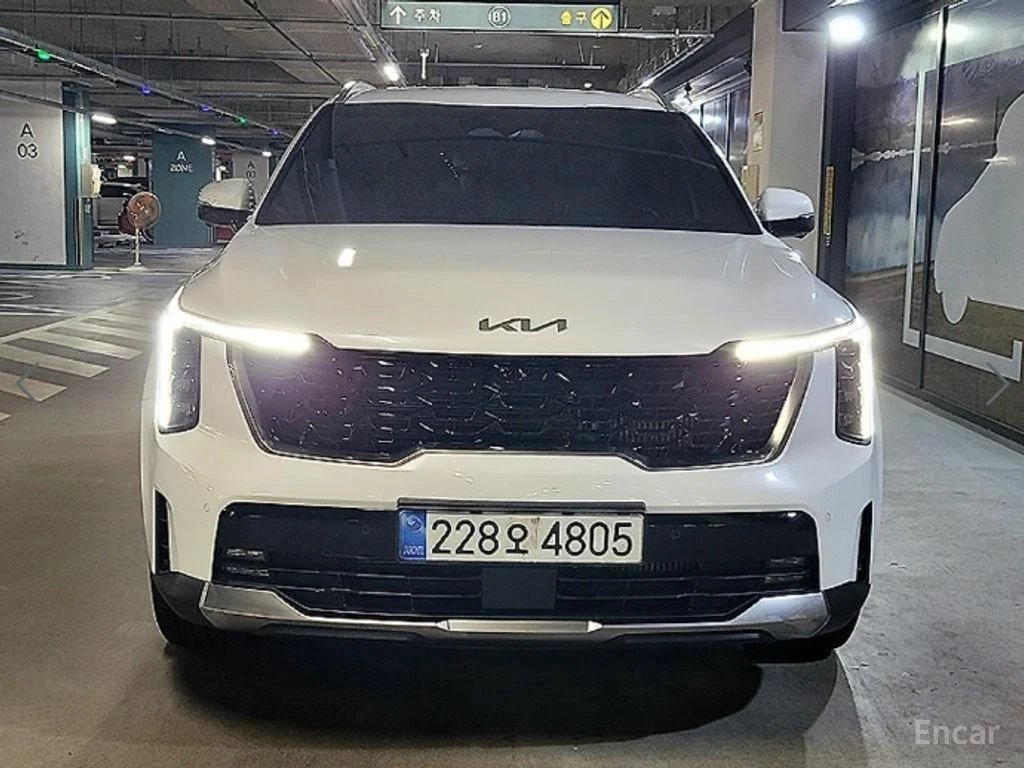 Kia Sorento 2.5T* 2WD* NOBLESSE* DISTRONIC* HEAD-UP* ОБДУХ