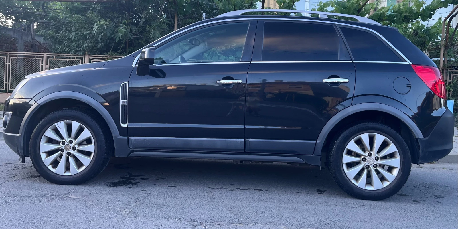 Opel Antara, снимка 3 - Автомобили и джипове - 54741636