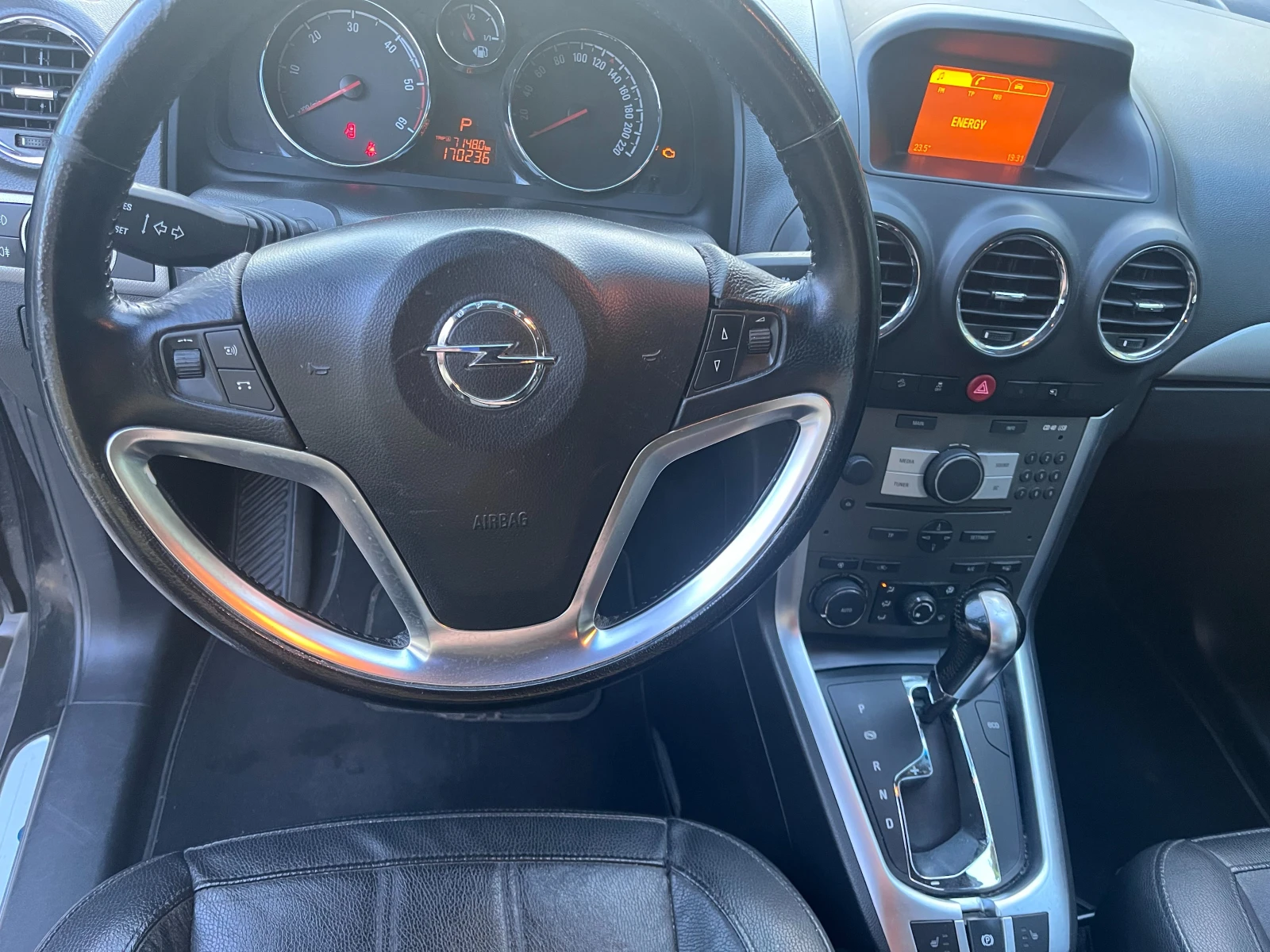 Opel Antara, снимка 7 - Автомобили и джипове - 54741636