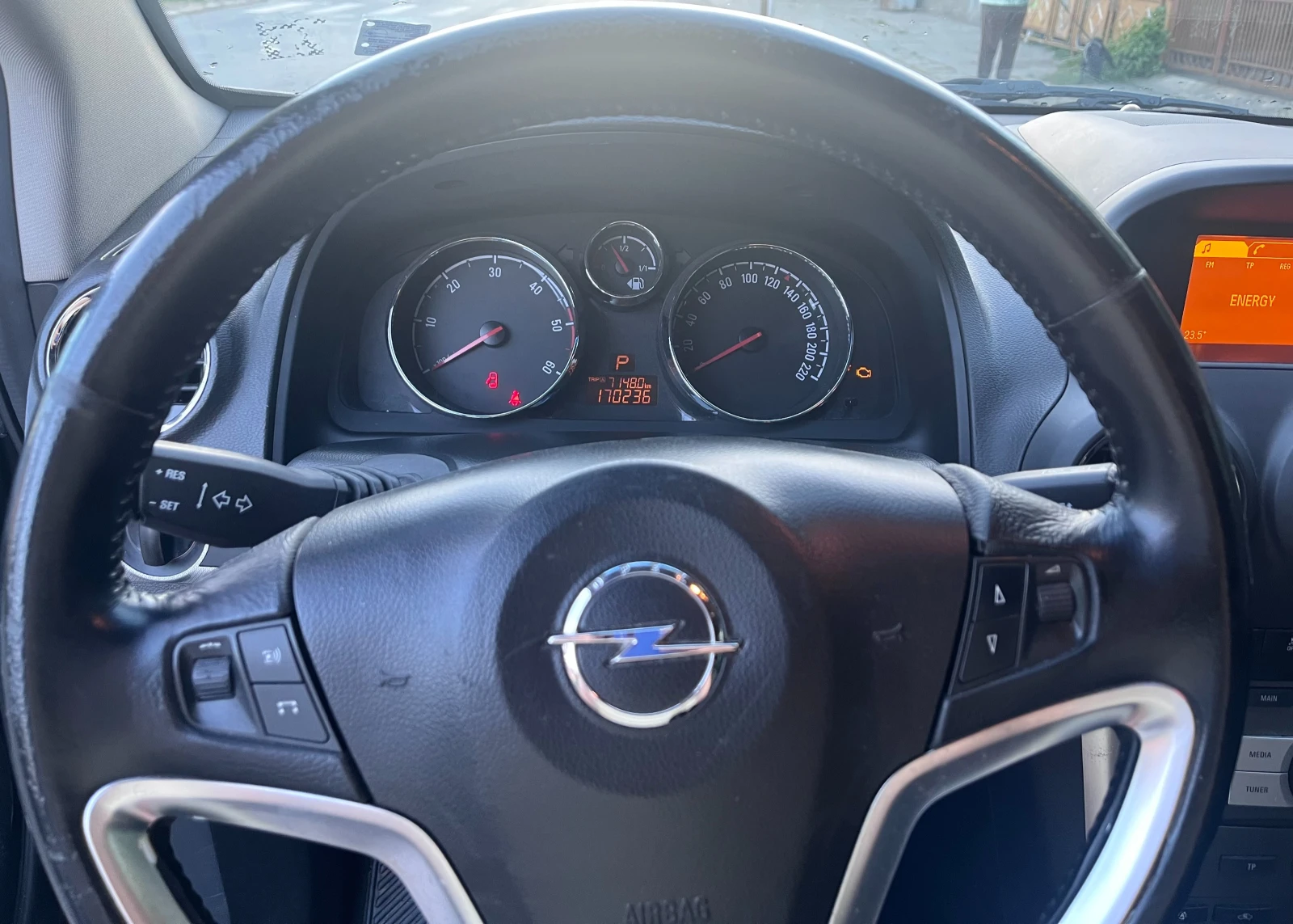 Opel Antara, снимка 9 - Автомобили и джипове - 54741636