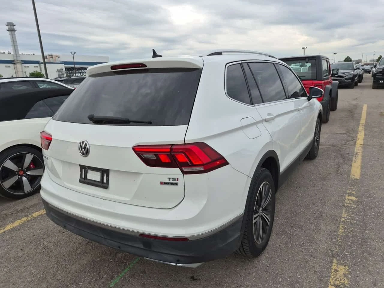 VW Tiguan * HIGHLINE* FULL DIGITAL * 2 КЛЮЧА * ПАНОРАМА * , снимка 3 - Автомобили и джипове - 55050171