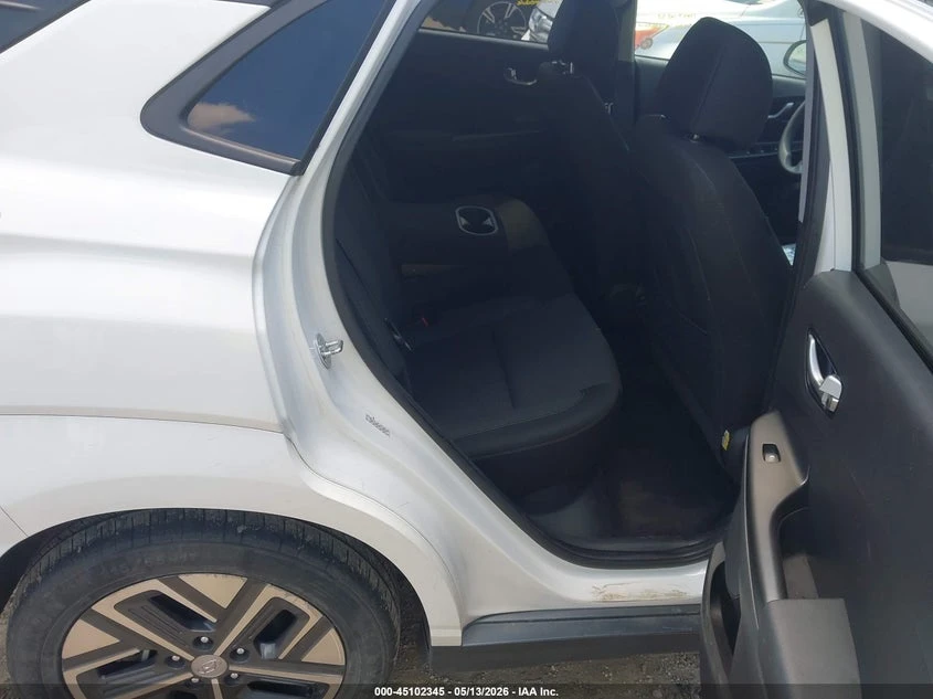 Hyundai Kona Electric Se, снимка 8 - Автомобили и джипове - 55744583