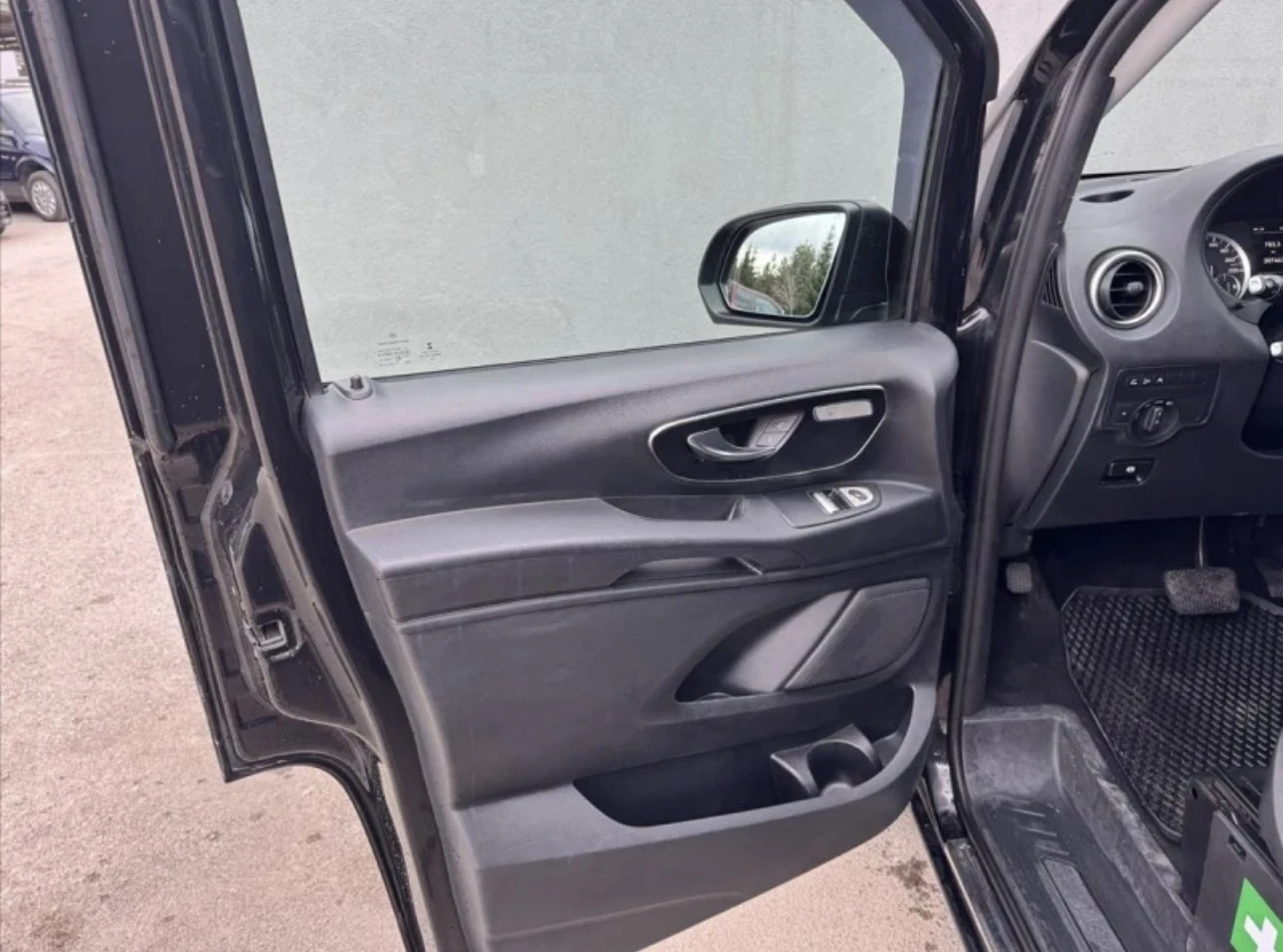 Mercedes-Benz Vito TOURER 116 CDI 4X4, снимка 8 - Бусове и автобуси - 54309206