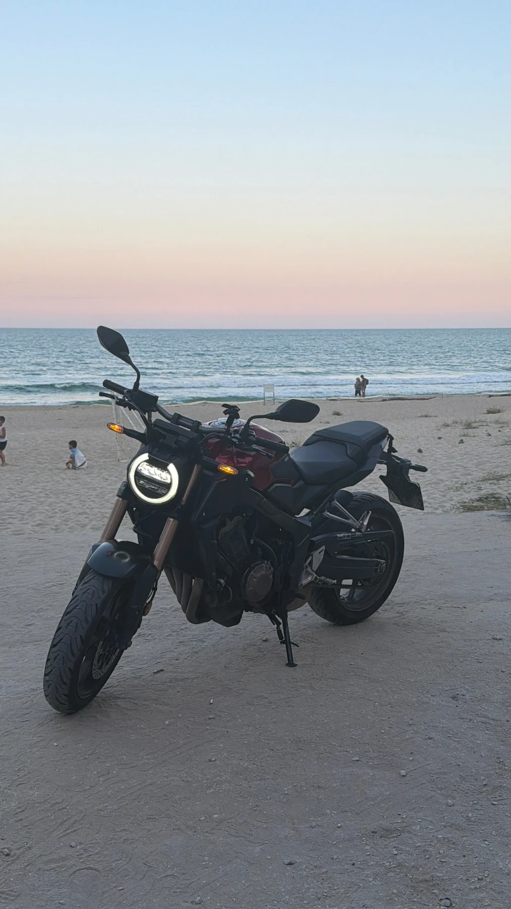 Honda Cb Cb650r, снимка 2 - Мотоциклети и мототехника - 56196874