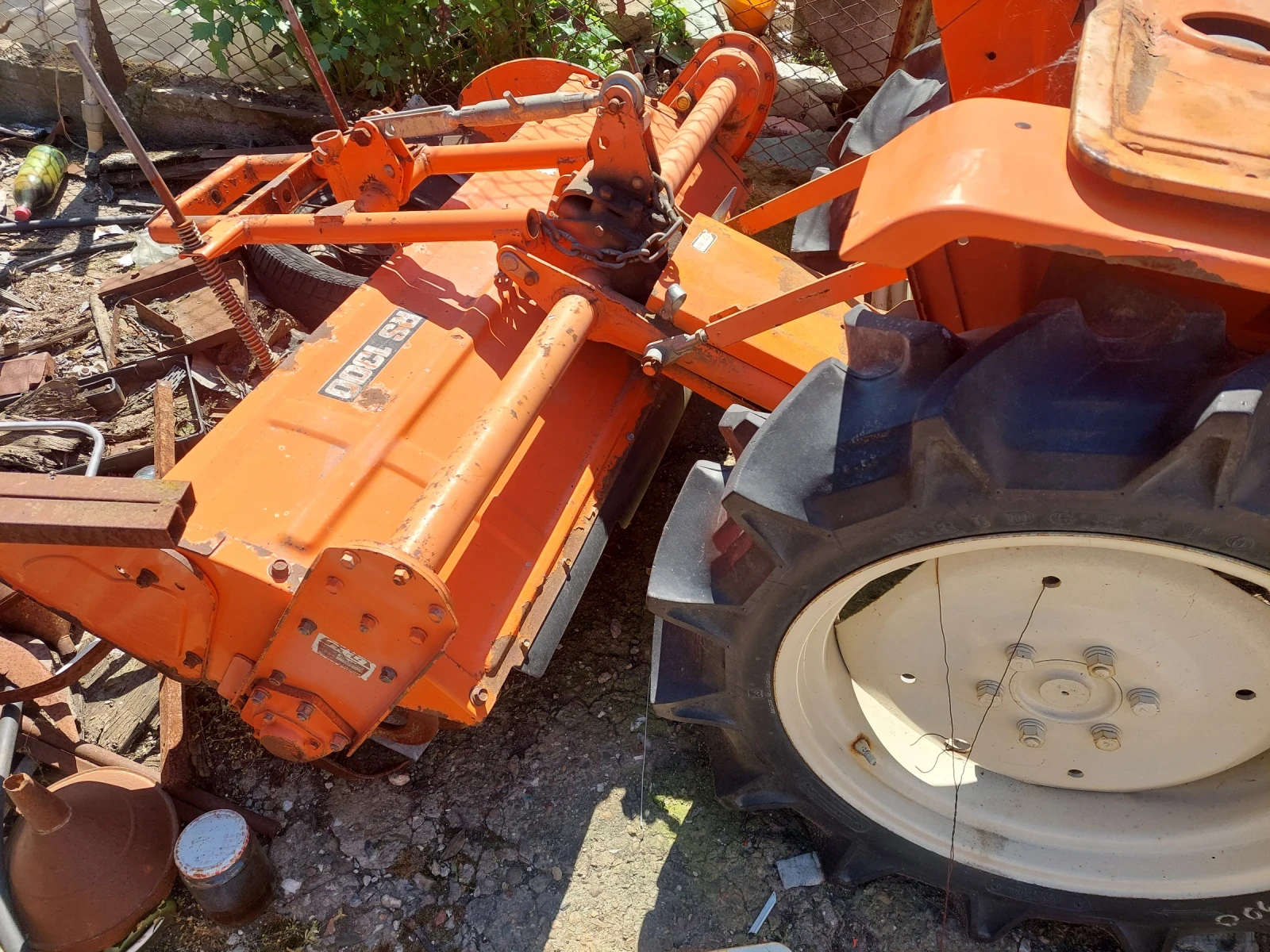 Трактор Kubota, снимка 3 - Селскостопанска техника - 54417661