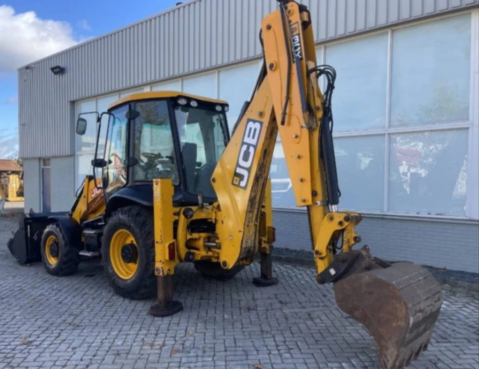 Багер JCB 3CX, снимка 3 - Индустриална техника - 54167941