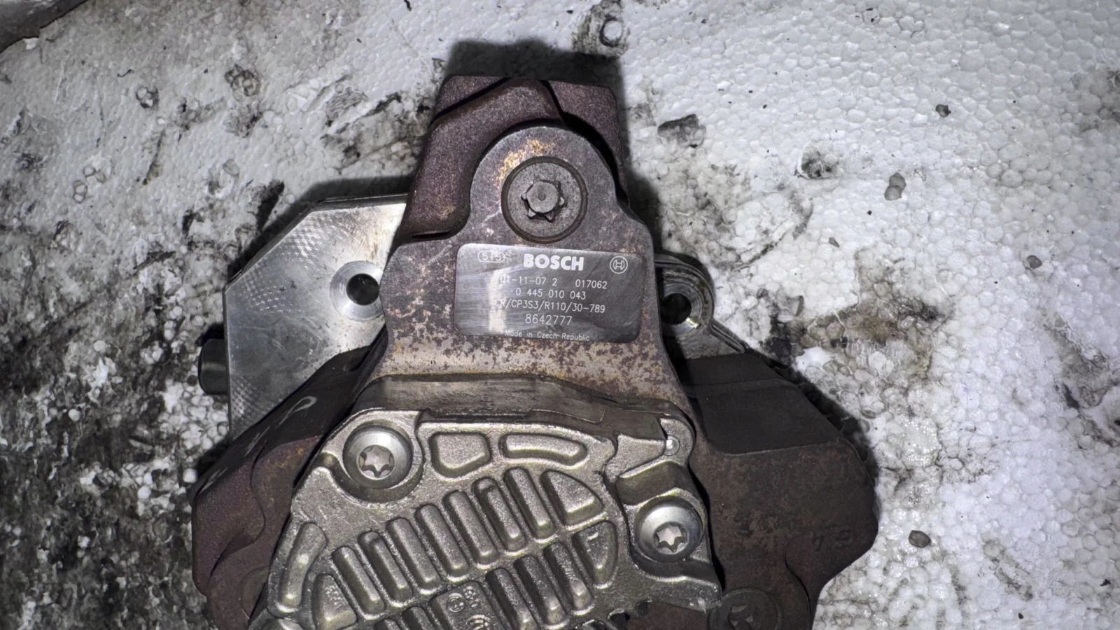     ()  Volvo V70 2005 - 0445 010 043 | Mobile.bg   2