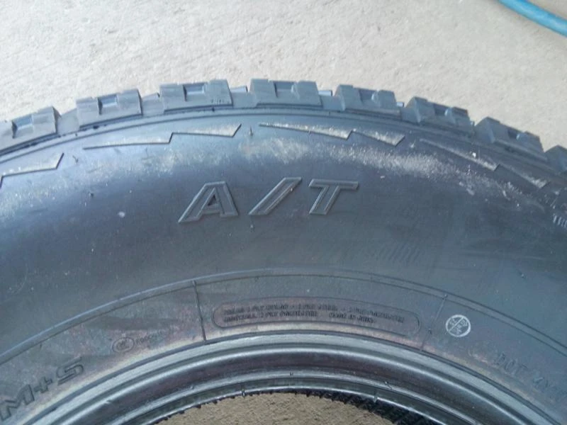 Гуми Всесезонни 255/70R15, снимка 3 - Гуми и джанти - 45649437