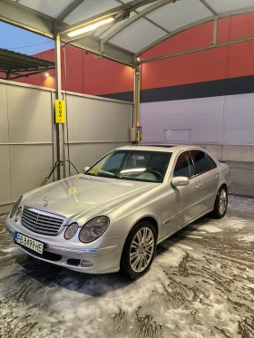 ������ Mercedes-Benz E 270