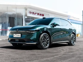 ������ Zeekr 7X