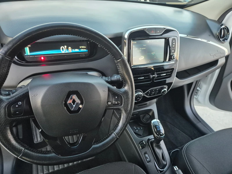 Renault Zoe R110 -41KW, снимка 14 - Автомобили и джипове - 48023325