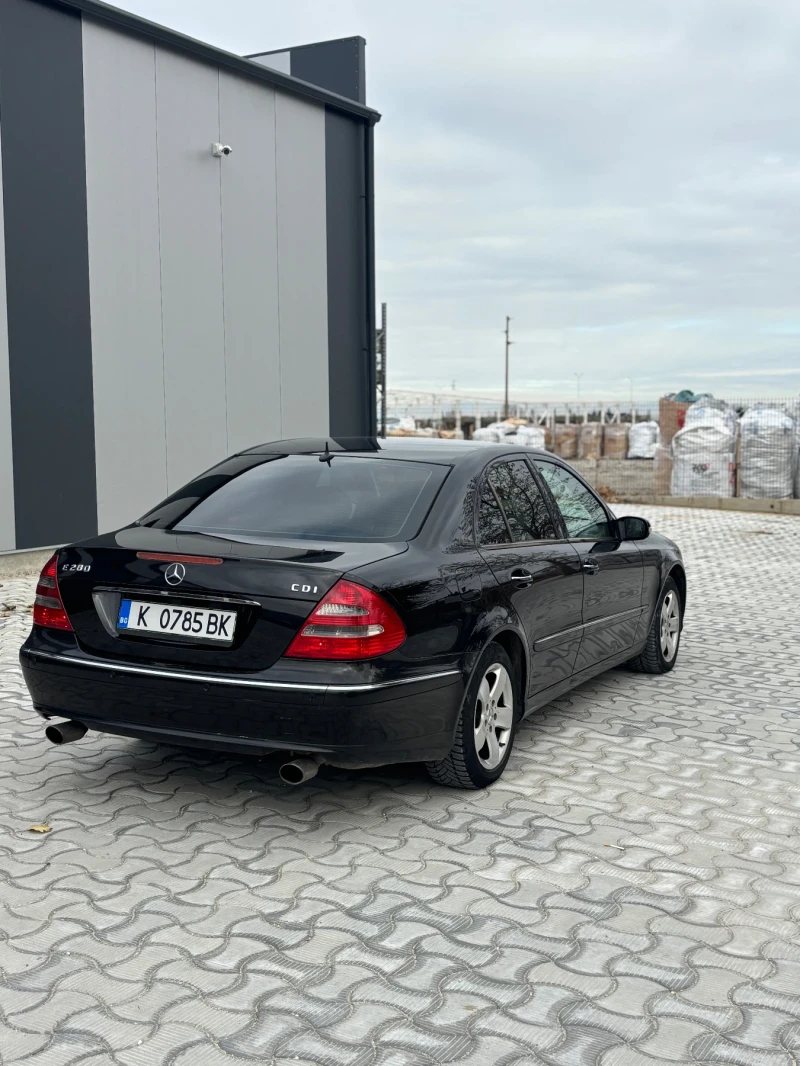 Mercedes-Benz E 280, снимка 3 - Автомобили и джипове - 48096659