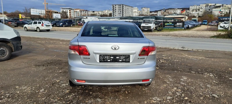 Toyota Avensis 2.2D4D, снимка 4 - Автомобили и джипове - 48206285