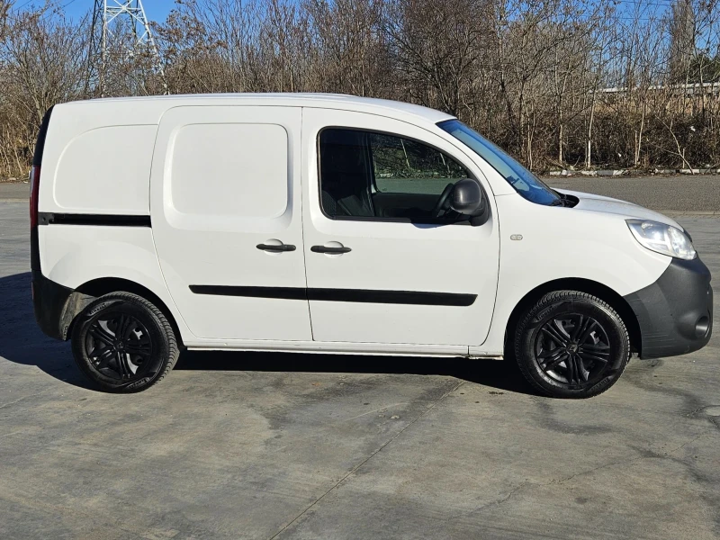 Renault Kangoo 1.5DCI, снимка 4 - Автомобили и джипове - 48390563