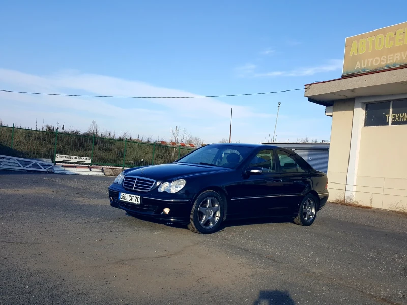 Mercedes-Benz C 180, снимка 7 - Автомобили и джипове - 48436522