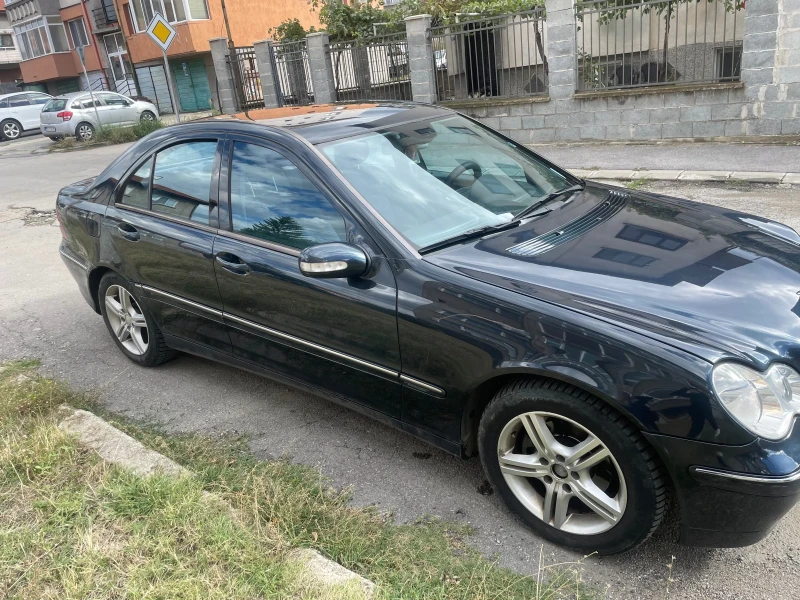 Mercedes-Benz C 220 avantgarde, снимка 3 - Автомобили и джипове - 48602247