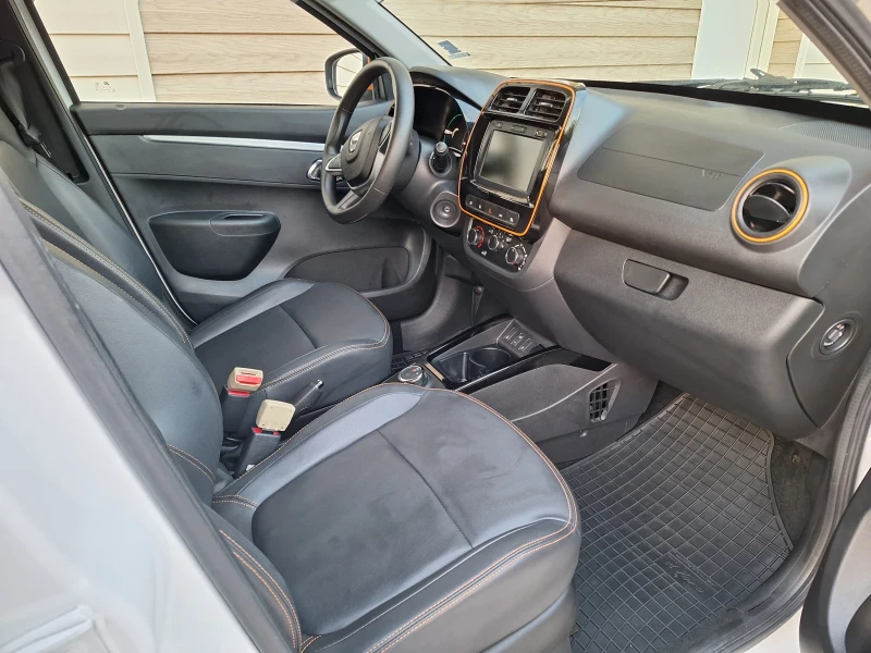 Dacia Spring, снимка 7 - Автомобили и джипове - 52156677