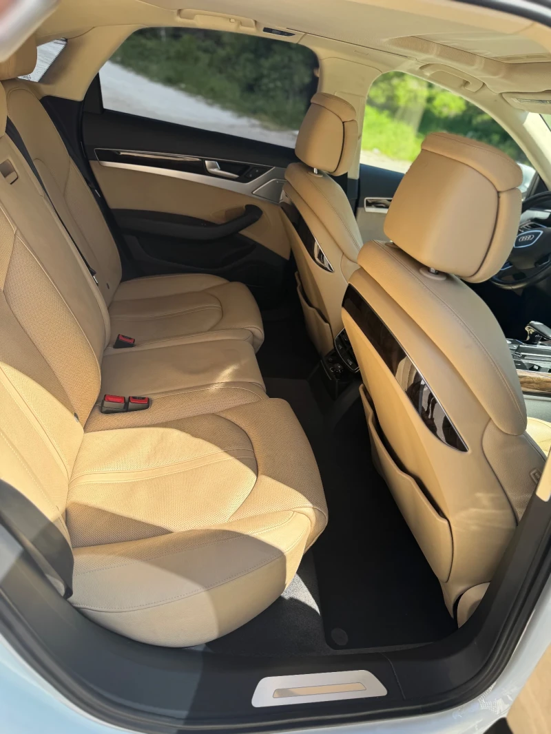 Audi A8 3.0 ЛИЗИНГ БАРТЕР, снимка 10 - Автомобили и джипове - 52063229