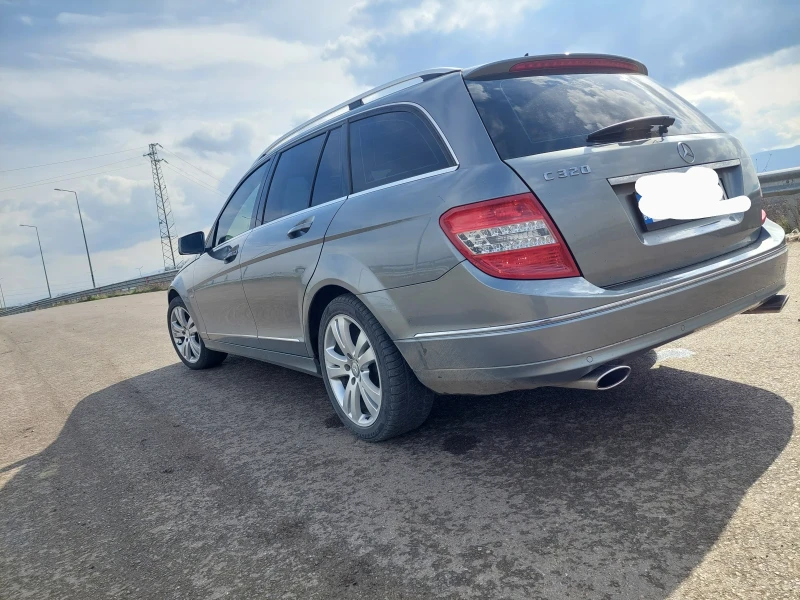 Mercedes-Benz C 320, снимка 3 - Автомобили и джипове - 52615844