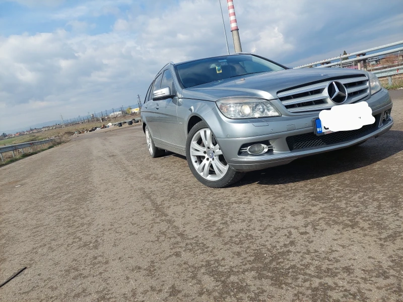 Mercedes-Benz C 320, снимка 2 - Автомобили и джипове - 52615844
