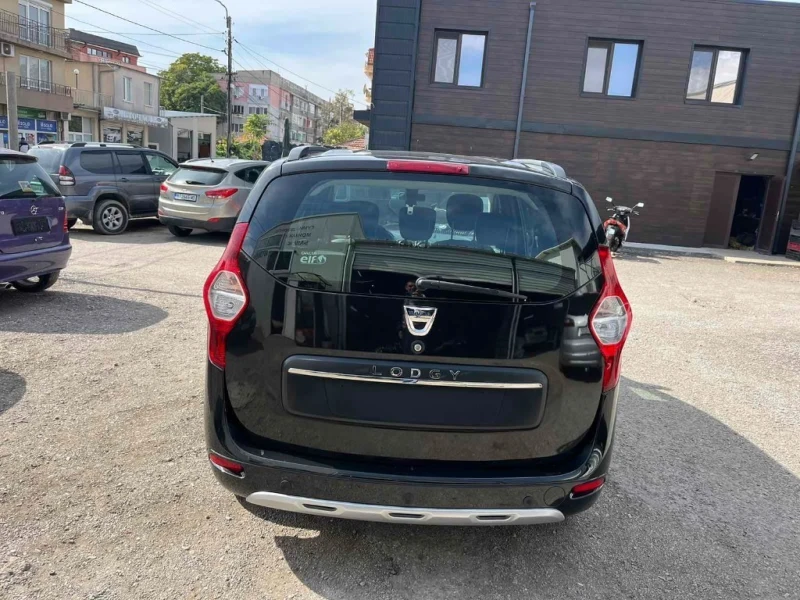 Dacia Lodgy 1.2 Stepway Е-6, снимка 7 - Автомобили и джипове - 53584288