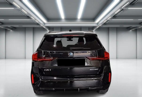 BMW iX1 eDrive20 M-Sport = NEW = Гаранция - изображение 3