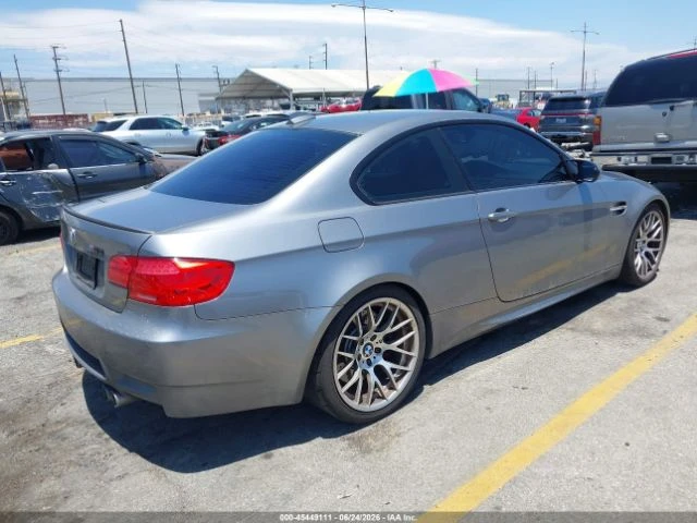 BMW M3 V8* КОЖА* ПОДГРЕВ* ШИБИДАХ* DCT* , снимка 4 - Автомобили и джипове - 55450301