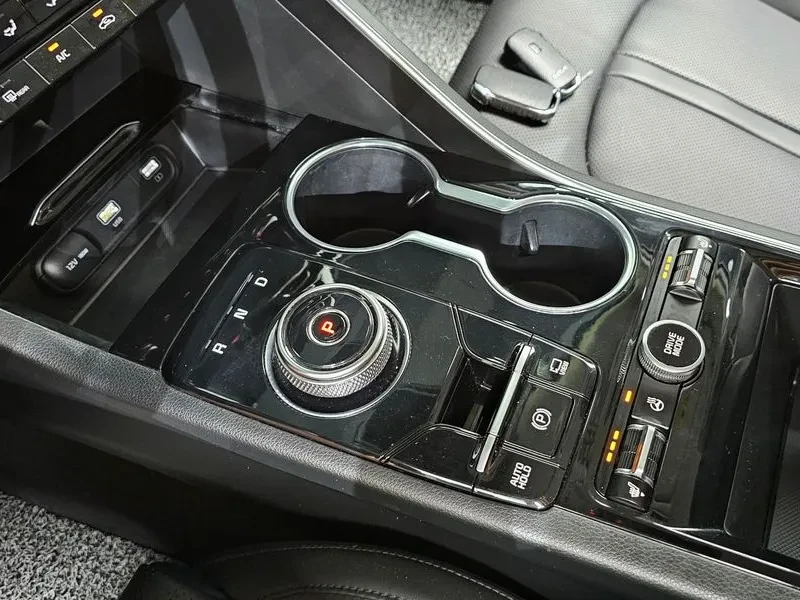 Kia K5 2.0 LPG - САМО 30% АВАНС, снимка 9 - Автомобили и джипове - 56322810