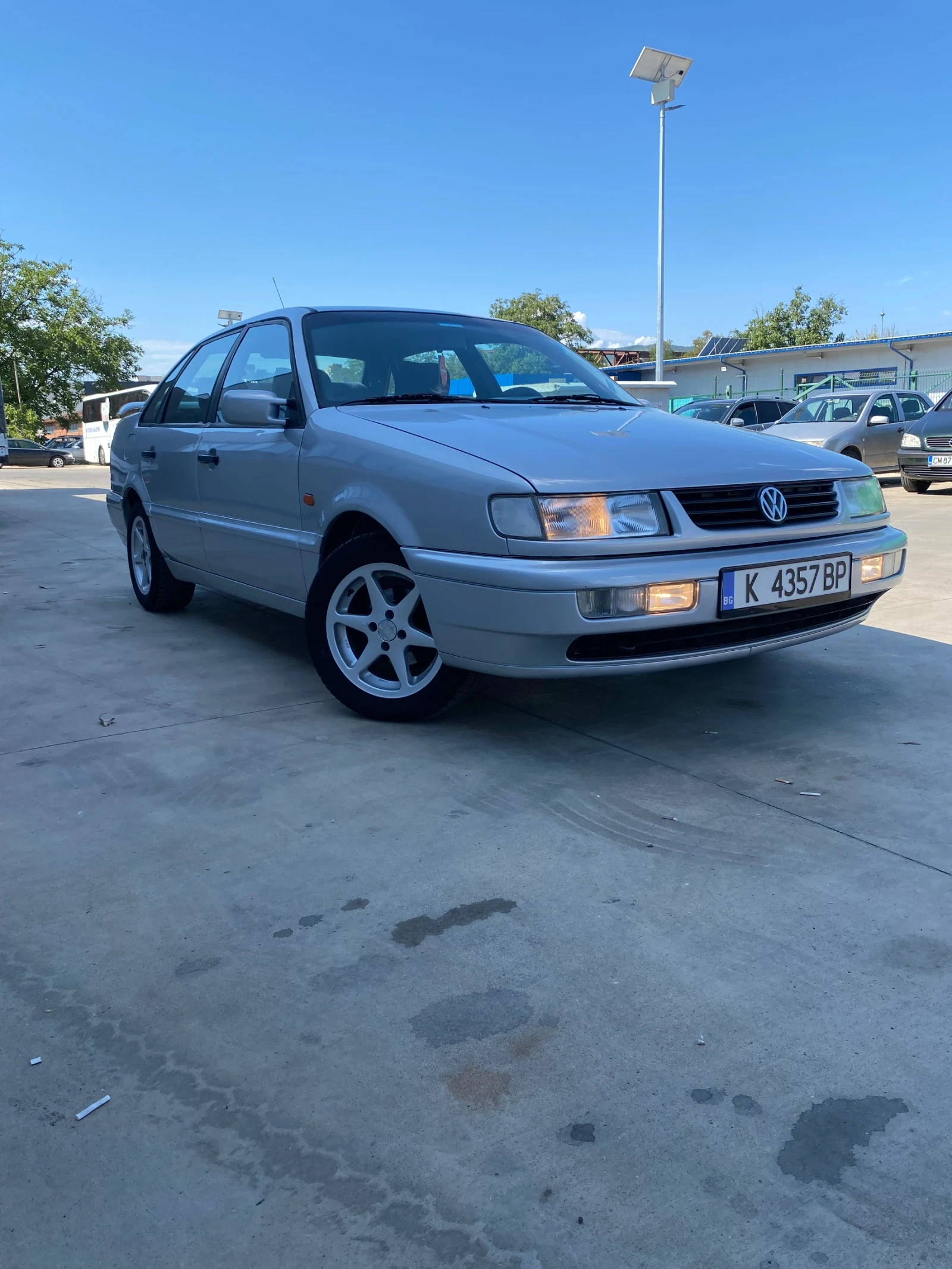 VW Passat 1.9 TDI 90 k.c. KLIMATRONIK - изображение 8