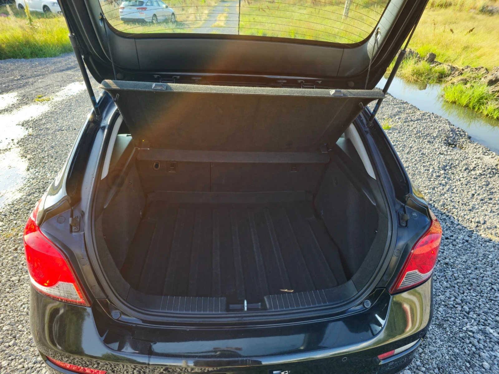 Chevrolet Cruze 1.7 Euro 5B 6 скорости  - изображение 7