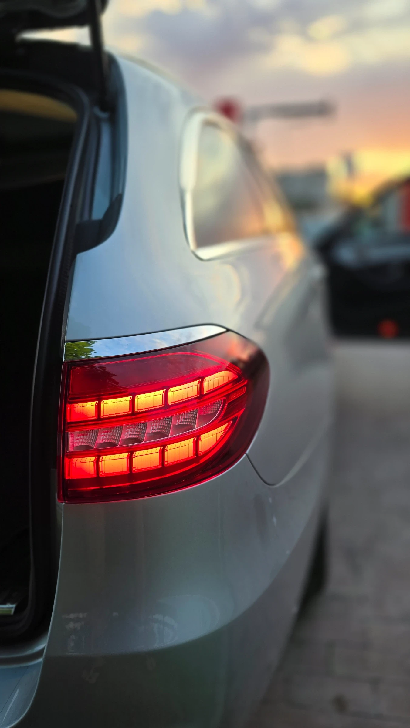Mercedes-Benz E 220  - изображение 8
