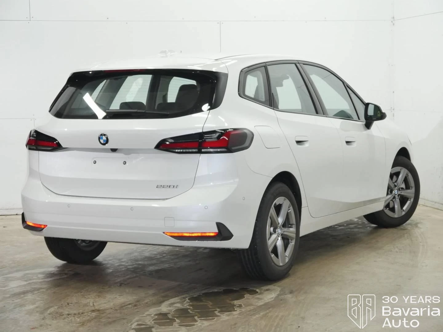 BMW 220 i Active Tourer Steptronic - изображение 3