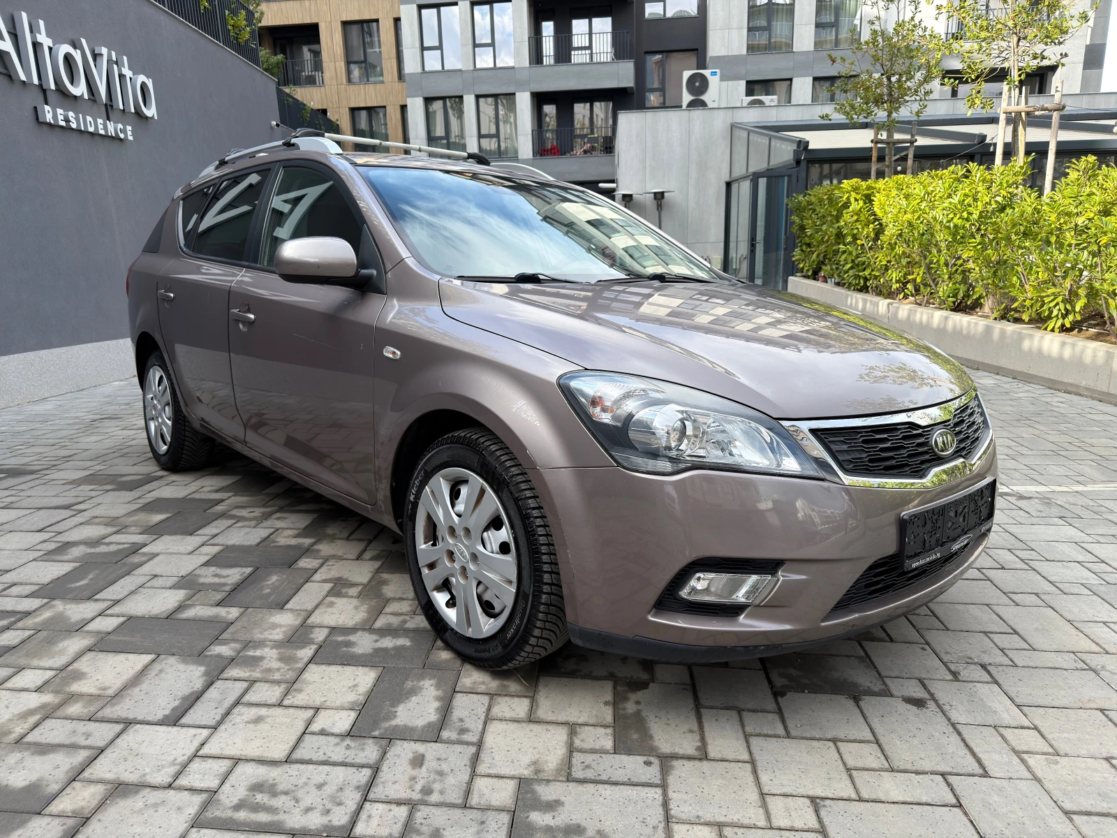 Kia Ceed 1.6i\ФАБРИЧНА ГАЗ BRC\КЛИМАТРОНИК\ПАРКТРОНИК*  - изображение 3