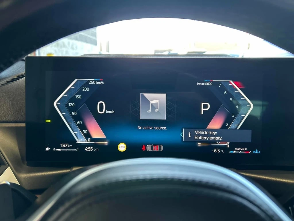 BMW 330 xDrive M-Sport * CARFAX * ОПЦИЯ ЗА ФИНАНСИРАНЕ *  - изображение 7