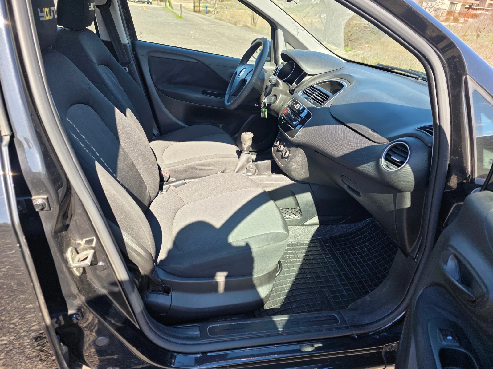 Fiat Punto 1.3d Facelift EURO5B - изображение 8