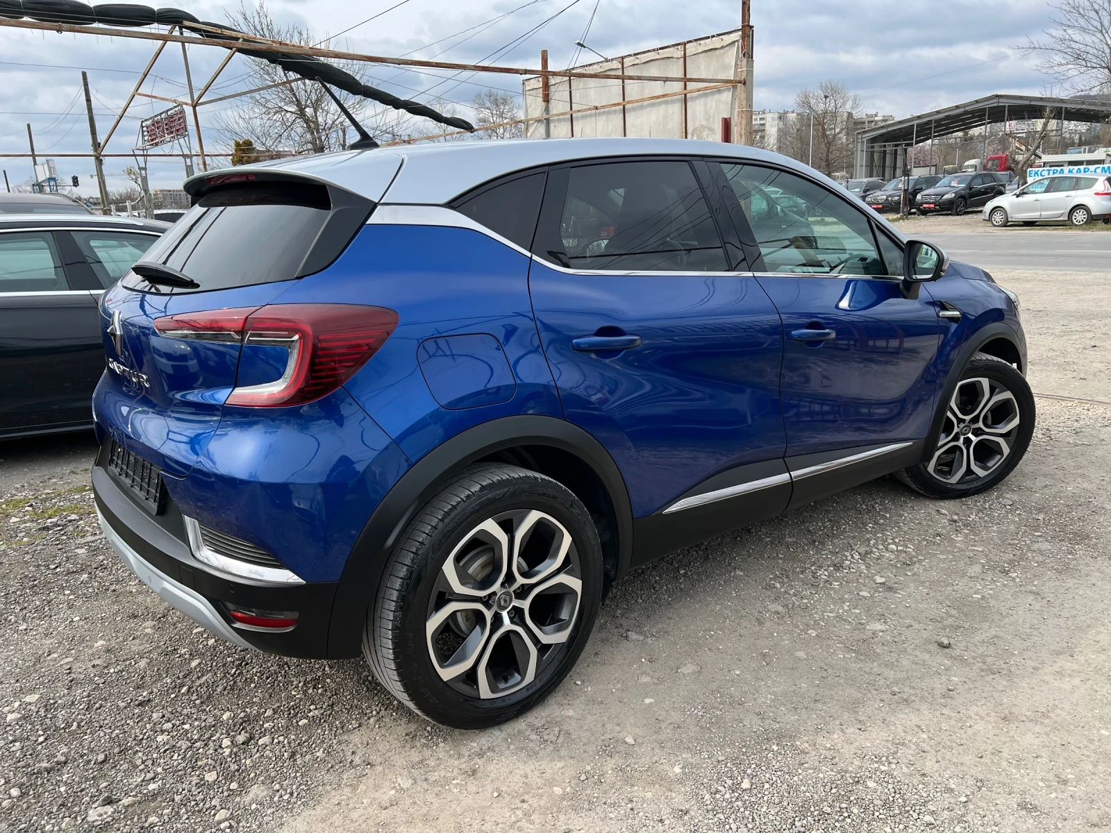 Renault Captur 1.5 dCi/ BUSINESS LINE/ AUTOMATIC / DISTRINONIC, снимка 4 - Автомобили и джипове - 53946565