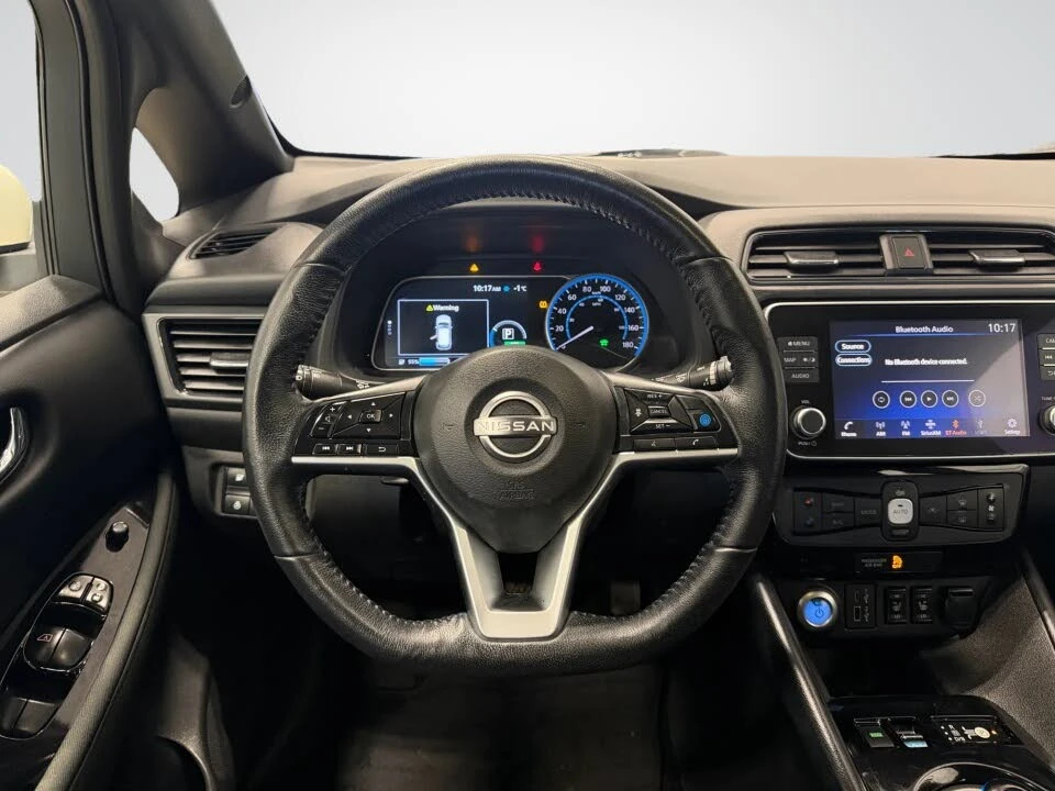 Nissan Leaf  SV Plus FWD АвтоКредит  (ЦЕНА ДО БГ), снимка 4 - Автомобили и джипове - 53978832