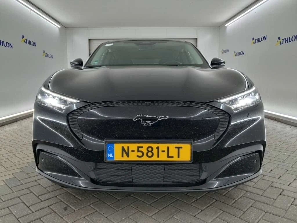 Ford Mustang Mach-E 99KW Premium Extended Range RWD, снимка 3 - Автомобили и джипове - 54156918