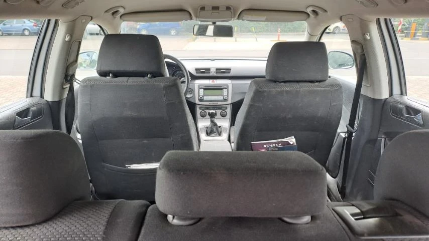 VW Passat, снимка 10 - Автомобили и джипове - 54335737
