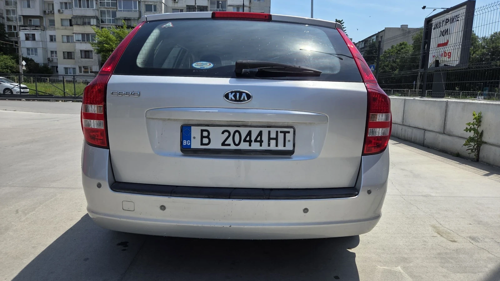 Kia Ceed 1.4 газ, снимка 5 - Автомобили и джипове - 54804116