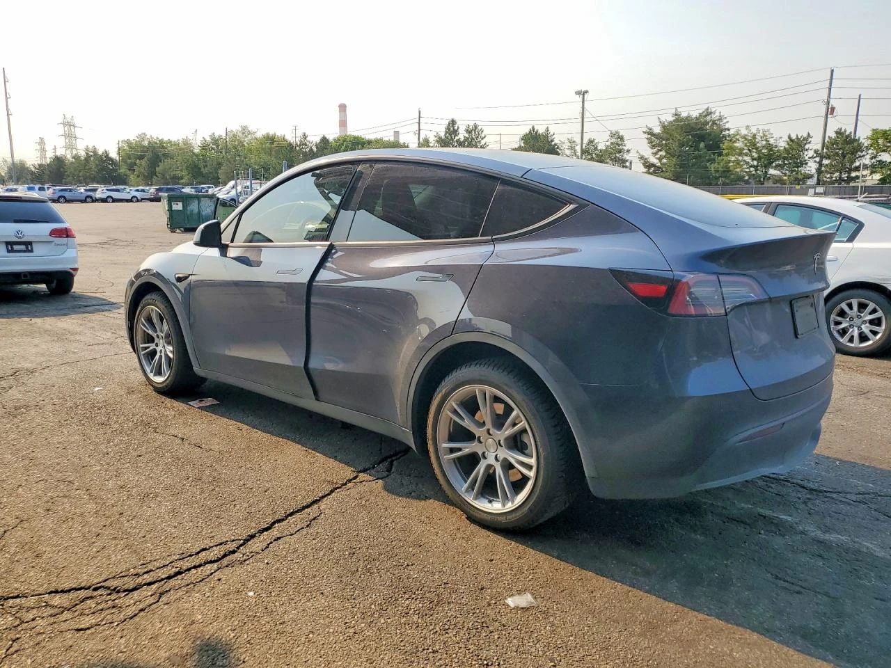 Tesla Model Y LONG RANGE* DUAL MOTOR* КОЖА* ПОДГРЕВ* ПАНО* , снимка 3 - Автомобили и джипове - 55512994