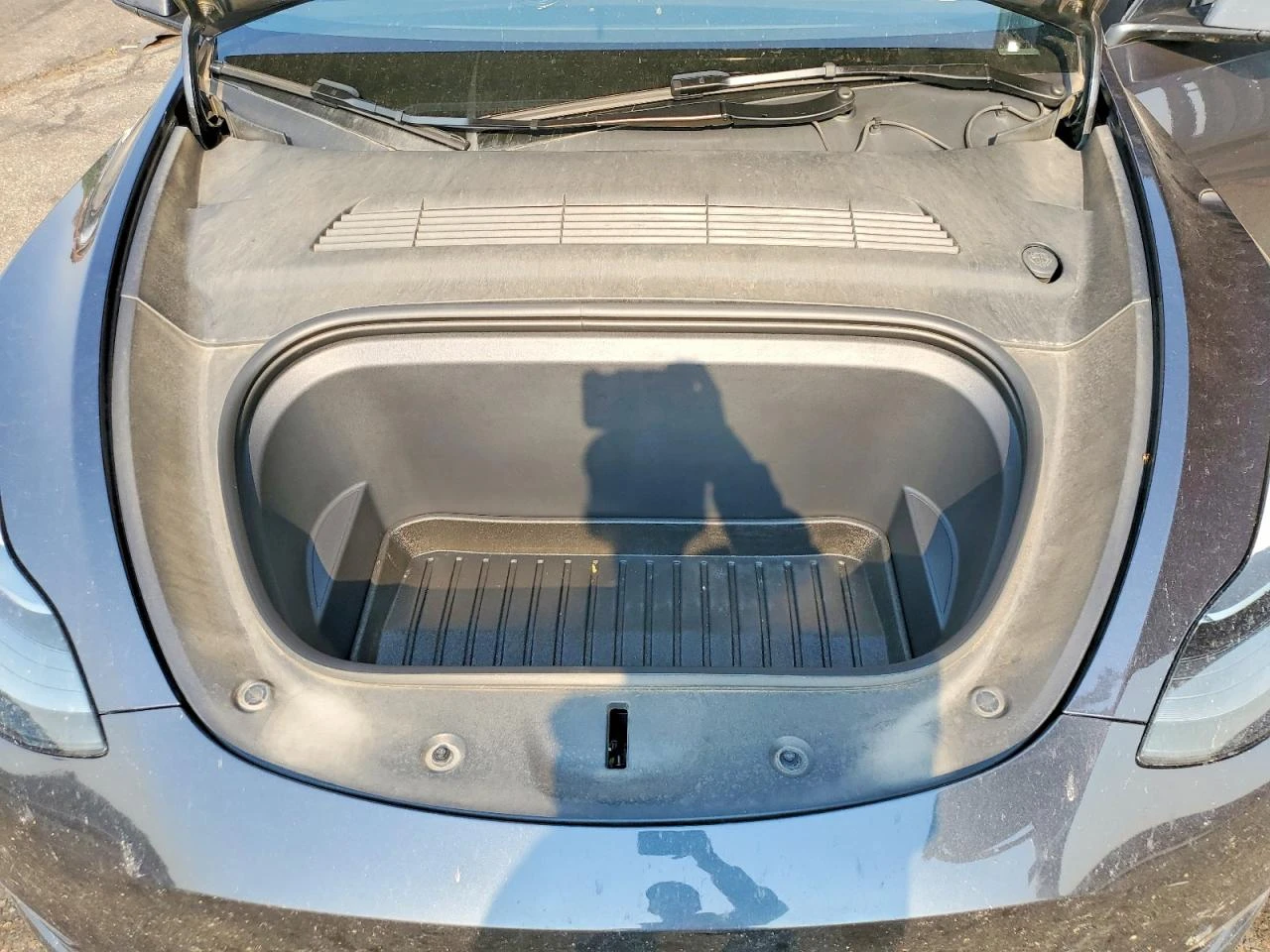 Tesla Model Y LONG RANGE* DUAL MOTOR* КОЖА* ПОДГРЕВ* ПАНО* , снимка 11 - Автомобили и джипове - 55512994