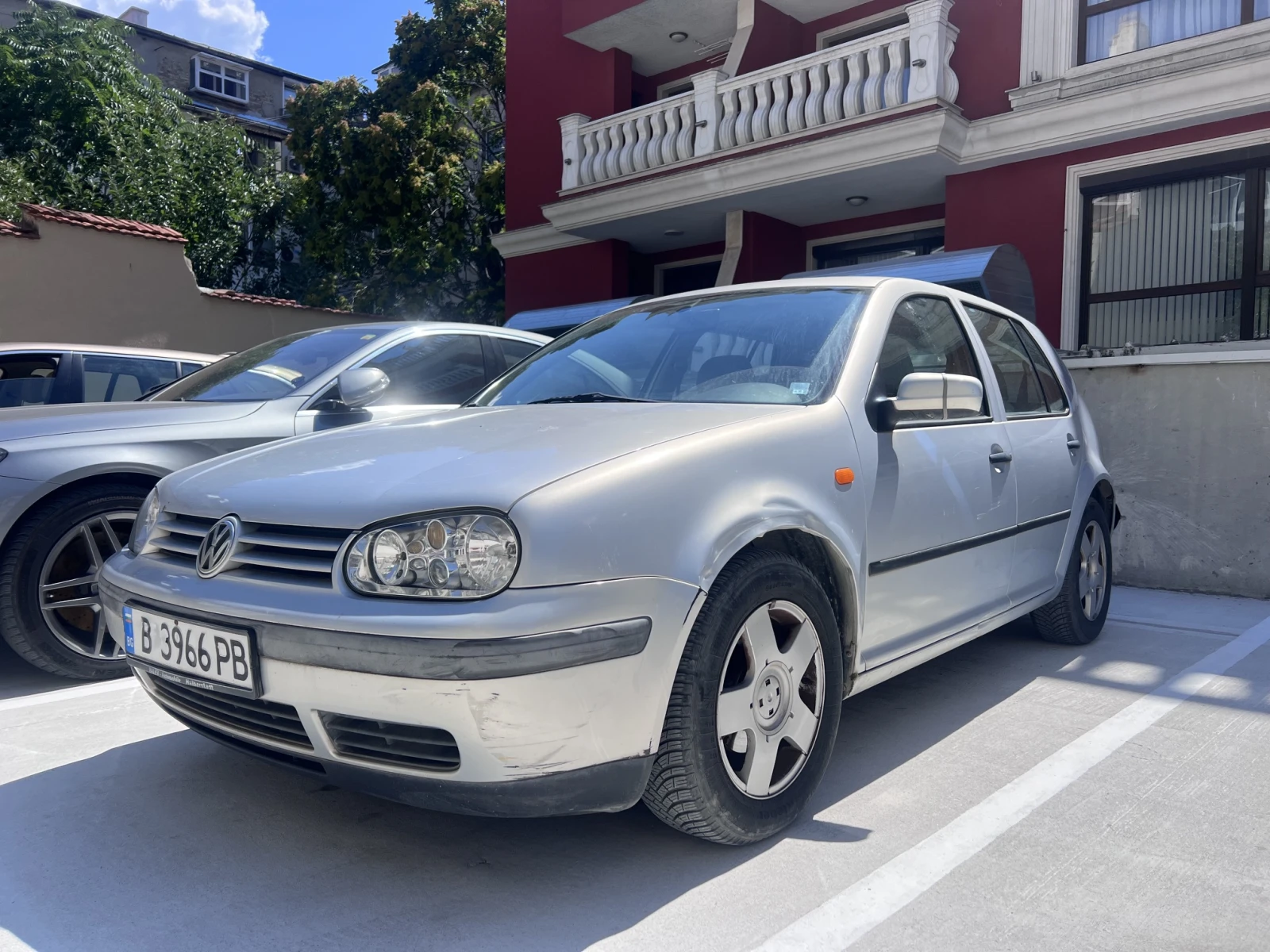 VW Golf