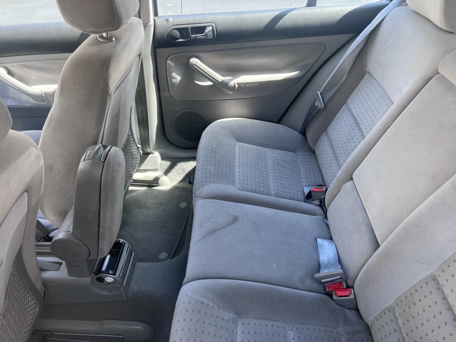 VW Golf, снимка 8 - Автомобили и джипове - 55587582