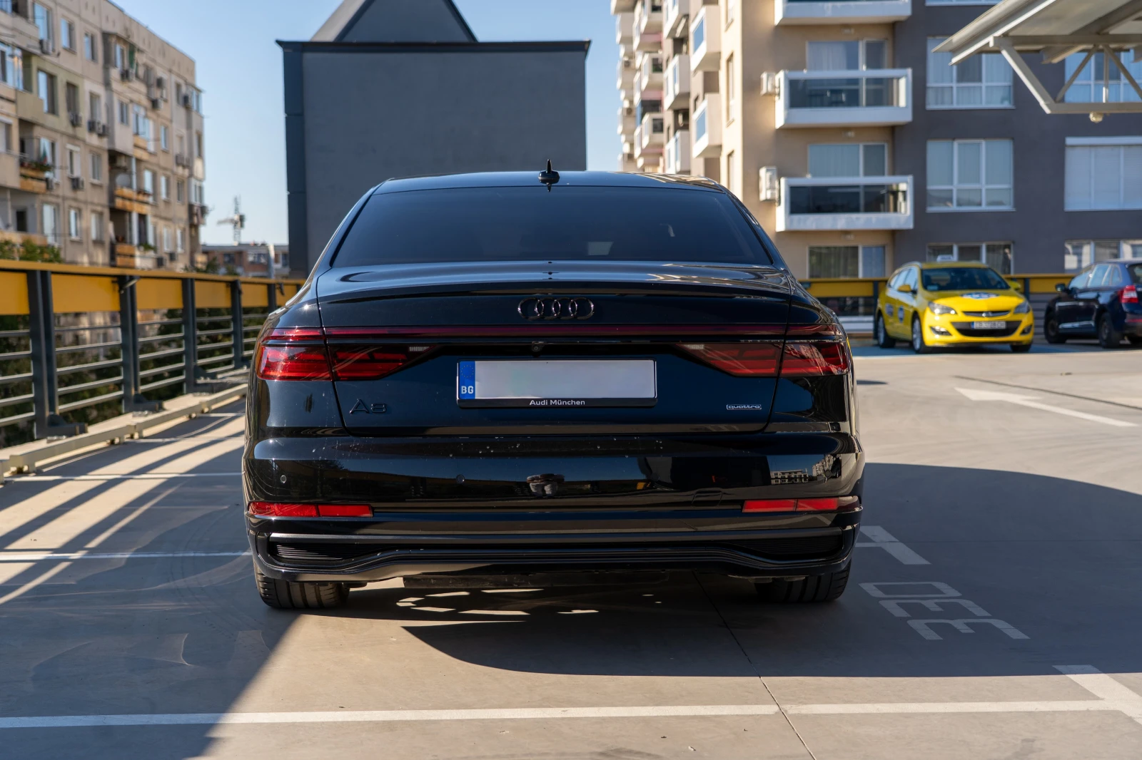 Audi A8 60TFSI* FACELIFT* S-LINE, снимка 4 - Автомобили и джипове - 55968485