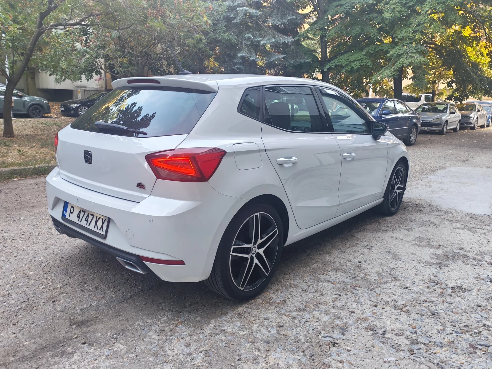 Seat Ibiza 1.6 TDI FR, снимка 5 - Автомобили и джипове - 55980951