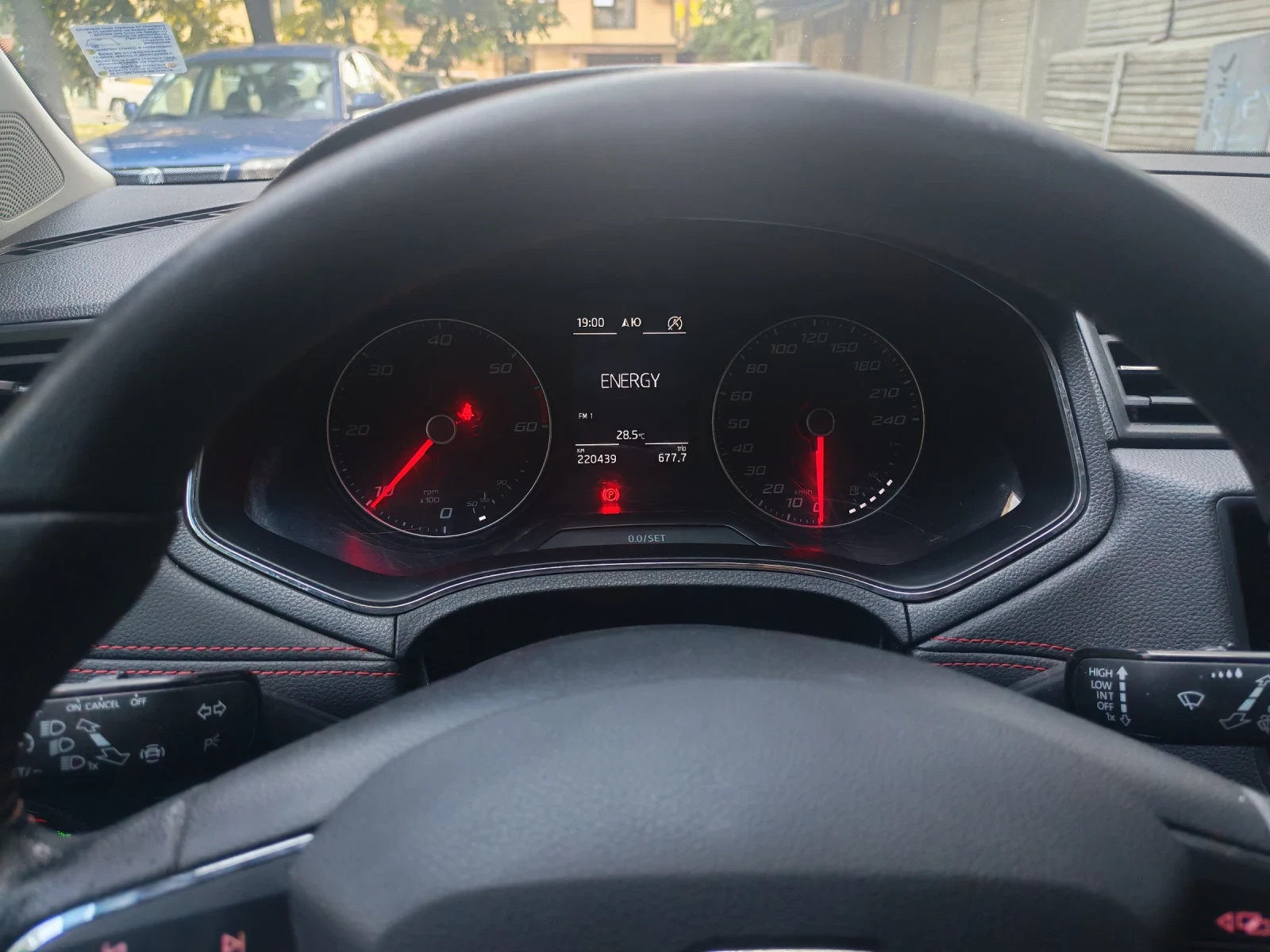 Seat Ibiza 1.6 TDI FR, снимка 14 - Автомобили и джипове - 55980951
